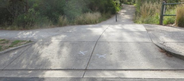 Old crossing-Main Street Bridge.jpg